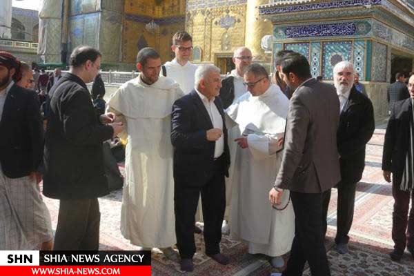 تشرف علما و پژوهشگران مسیحی به زیارت حرم مطهر امام علی(ع)+تصاویر