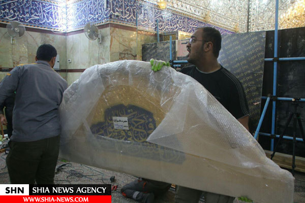 آغاز عملیات نصب نیم ضریح خیمه‌گاهی امام حسین(ع) و حضرت قاسم (ع) در کربلا + تصاویر
