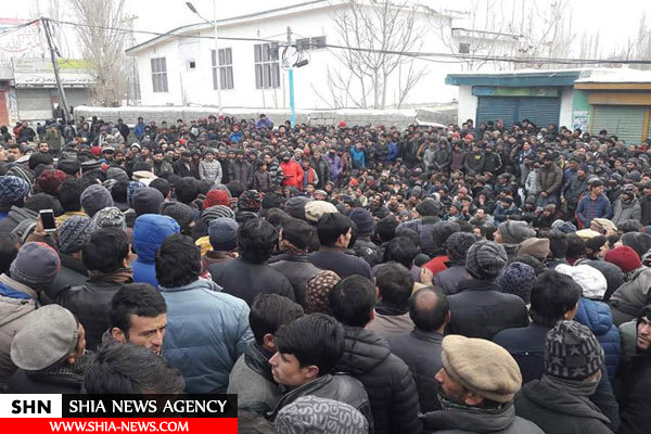 تظاهرات مردم پاکستان علیه بازداشت روحانی شیعه منطقه بلتستان+تصاویر