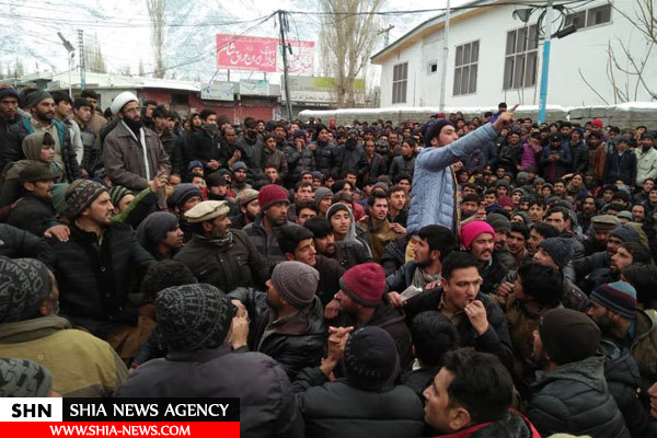 تظاهرات مردم پاکستان علیه بازداشت روحانی شیعه منطقه بلتستان+تصاویر