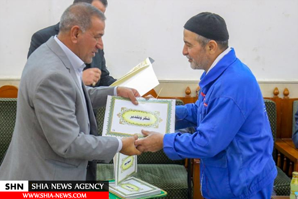 تقدیر از خادمان افتخاری ایرانی حرم امام علی(ع)+ تصاویر