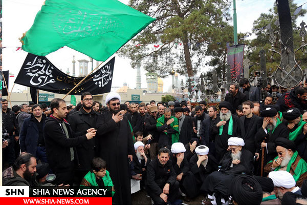 حضور آیت الله العظمی صافی در دسته عزاداری شهادت حضرت زهرا(س) حضور آیت الله العظمی صافی در دسته عزاداری شهادت حضرت زهرا(س)