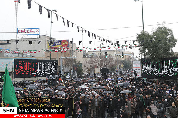دسته عزاداری شهادت حضرت زهرا(س) با حضور آیتالله وحید خراسانی دسته عزاداری شهادت حضرت زهرا(س) با حضور آیتالله وحید خراسانی