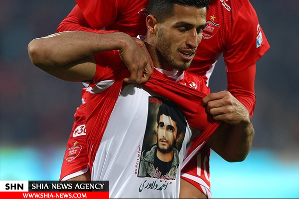 تصویر تجلیل از زکریا کودک شیعه در لیگ برتر