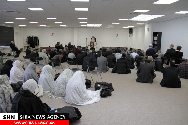 اولین نماز جمعه مرکز امام علی(ع) وین در ساختمان جدید برگزار شد
