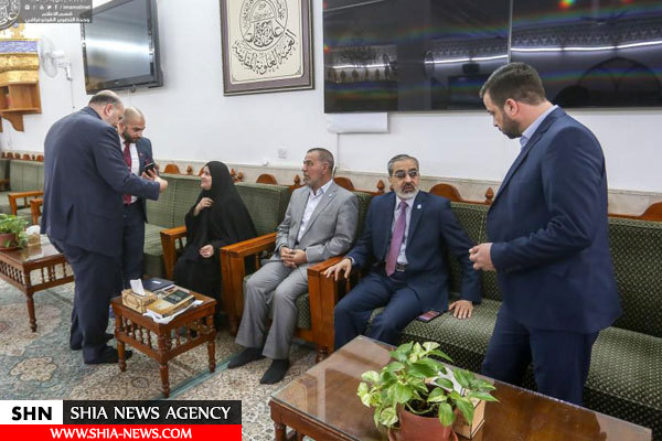 دبیر اول سفارت کانادا به زیارت حرم امیرالمومنین (ع) مشرف شد