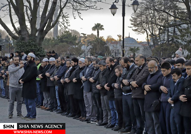 تظاهرات هزاران نفر در اعتراض به کشتار مسلمانان نیوزلند در ترکیه