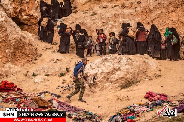 تصاویر خروج داعشی‌ها با خانواده از باغوز