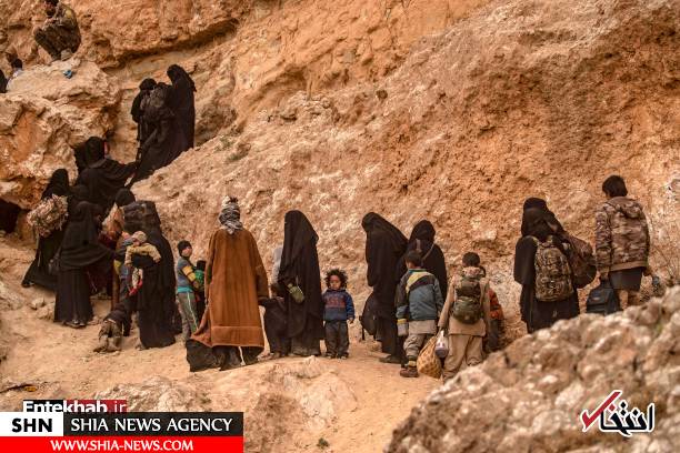 تصاویر خروج داعشی‌ها با خانواده از باغوز