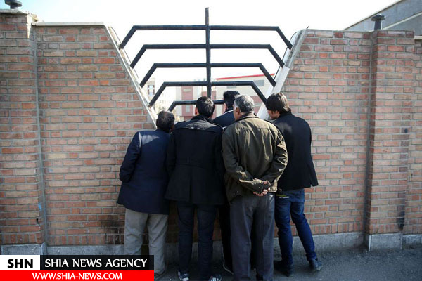 تلاش عجیب مردان برای تماشای فوتبال بانوان! + تصاویر