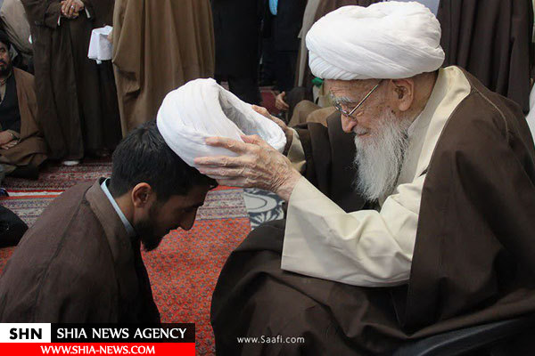 تصاویر عمامه گذاری طلاب توسط آیت الله العظمی صافی تصاویر عمامه گذاری طلاب توسط آیت الله العظمی صافی