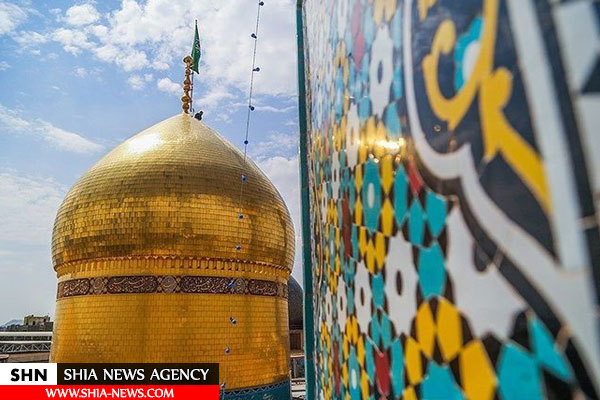 اهتزاز پرچم جدید حرم‌حضرت‌معصومه‌(س)