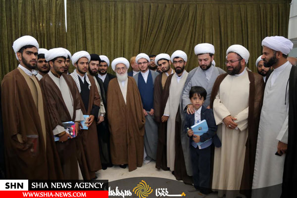 مراسم عمامه گذاری توسط مراجع عظام تقلید همزمان با نیمه شعبان مراسم عمامه گذاری توسط مراجع عظام تقلید همزمان با نیمه شعبان