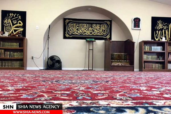 بازدید مردم از مسجد جزیره پرنس ادوارد کانادا