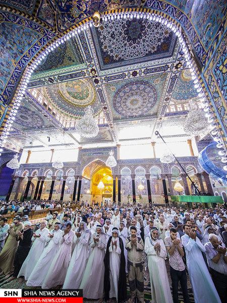 حال و هوای نماز جماعت در حرم امام حسین (ع) در ایام رمضان