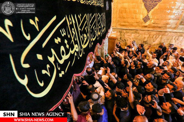 تصاویر صدها هزار عزادار در حرم امیر المؤمنین (ع) حضور یافتند