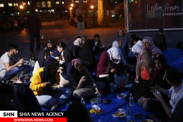 تصاویر سفره افطار در خیابانهای آمریکا