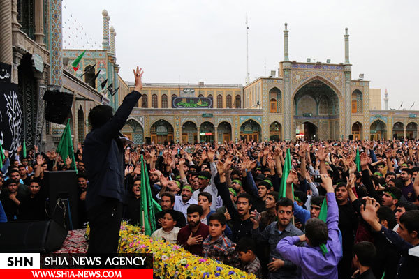 اجتماع بزرگ یاوران حضرت خدیجه(س) در قم اجتماع بزرگ یاوران حضرت خدیجه(س) در قم