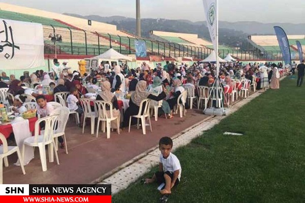 برپایی بزرگترین سفره افطار جهان در الجزایر+ تصویر