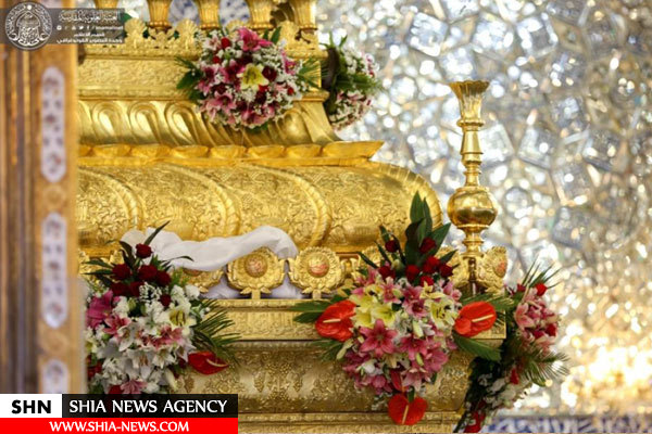 گلباران ضریح امیرالمؤمنین(ع) در آستانه میلاد امام حسن مجتبی(ع)