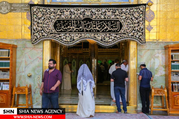 تصاویر حرم امیرالمؤمنین(ع) در عزای رئیس مذهب جعفری سیاهپوش شد