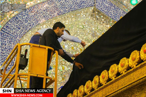 تصاویر حرم امیرالمؤمنین(ع) در عزای رئیس مذهب جعفری سیاهپوش شد