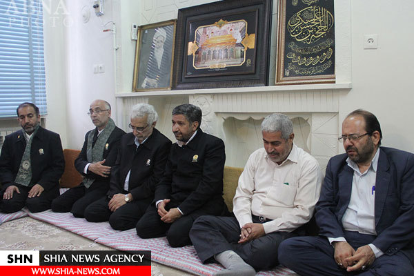 دیدار جمعی از خادمان حرم امام رضا(ع) با آیت‌الله صافی گلپایگانی