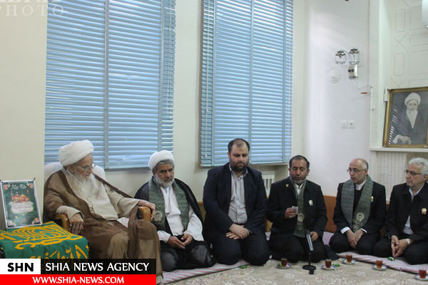 دیدار جمعی از خادمان حرم امام رضا(ع) با آیت‌الله صافی گلپایگانی