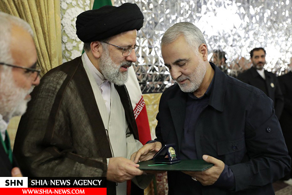 سردار سلیمانی خادم حرم امام رضا(ع) شد + تصویر سردار سلیمانی خادم حرم امام رضا(ع) شد + تصویر