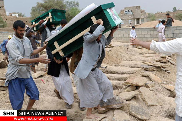 تصاویر تشییع جنازه کودکان یمنی قربانی جنگ