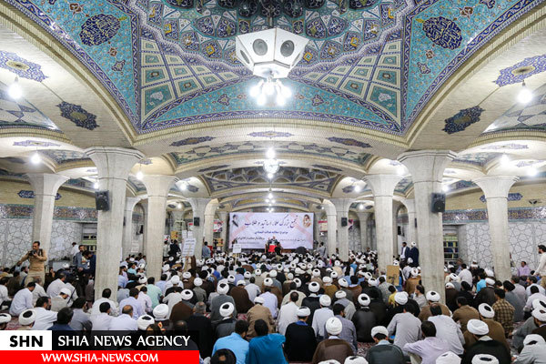 تصاویر تجمع طلاب و فضلا با موضوع عدالت اقتصادی در مدرسه فیضیه
