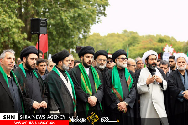 عزاداری و راهپیمایی بزرگ عصر روز عاشورا شیعیان در لندن (۲۰۱۸) عزاداری و راهپیمایی بزرگ عصر روز عاشورا شیعیان در لندن (۲۰۱۸)