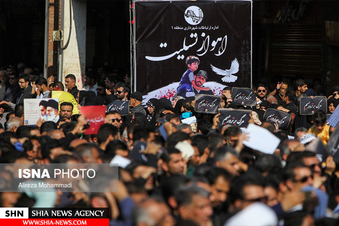 تشییع شهدای حادثه تروریستی اهواز با حضور پرشکوه مردم