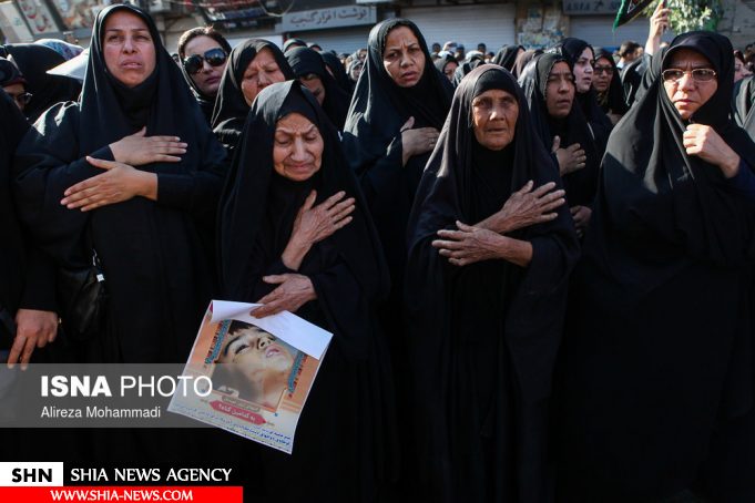 تشییع شهدای حادثه تروریستی اهواز با حضور پرشکوه مردم