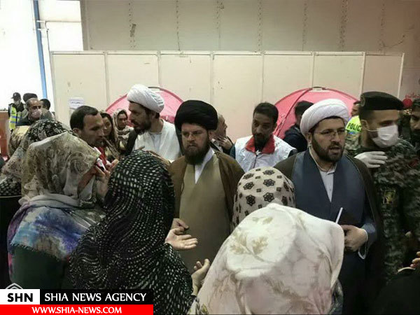 حضور و ابراز همدردی هیئتی از طرف آیت الله العظمی صافی با سیل زدگان حضور و ابراز همدردی هیئتی از طرف آیت الله العظمی صافی با سیل زدگان