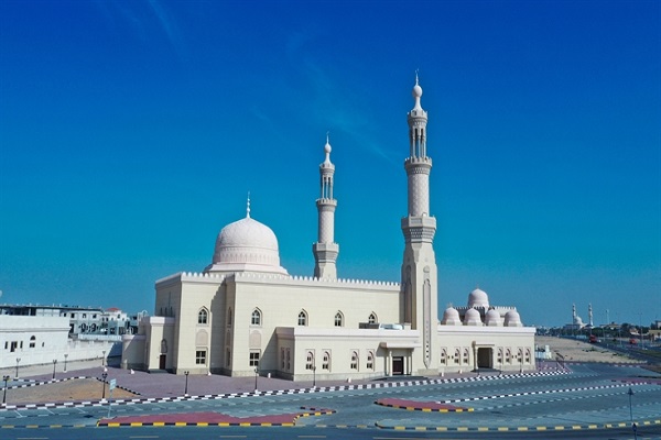افتتاح مسجدی با ظرفیت ۲ هزار نمازگزار در شارجه امارات