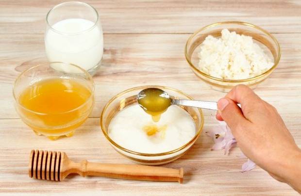 ماسک آب برنج برای تنگ کردن منافذ پوست ماسک آب برنج برای تنگ کردن منافذ پوست