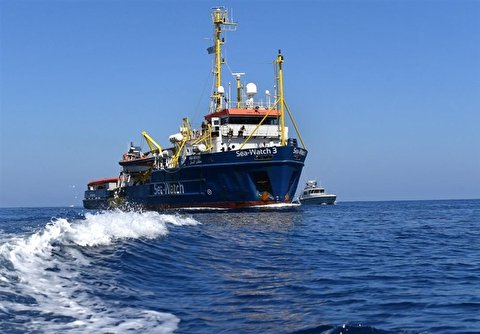 کشتی مرگ عربستان در یکی از بنادر اسپانیا پهلو گرفت