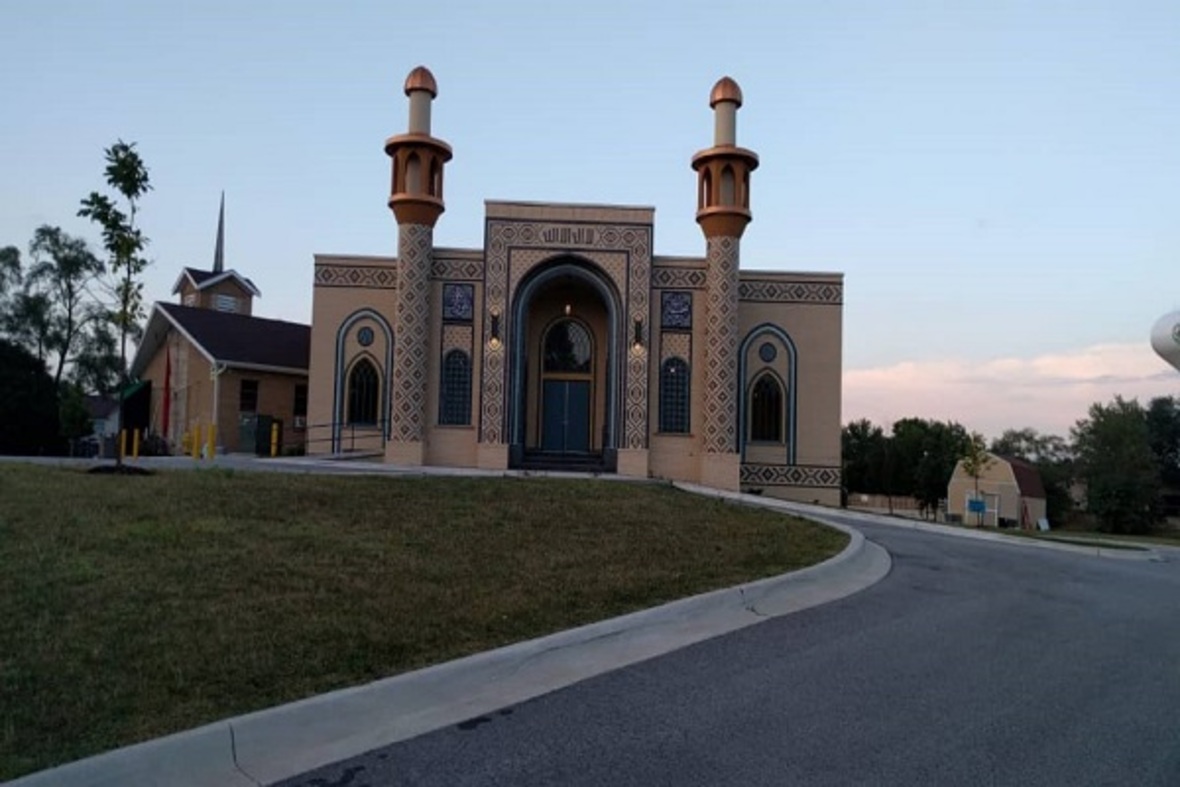 ارائه کتب قرآنی در مراکز اسلامی آمریکا