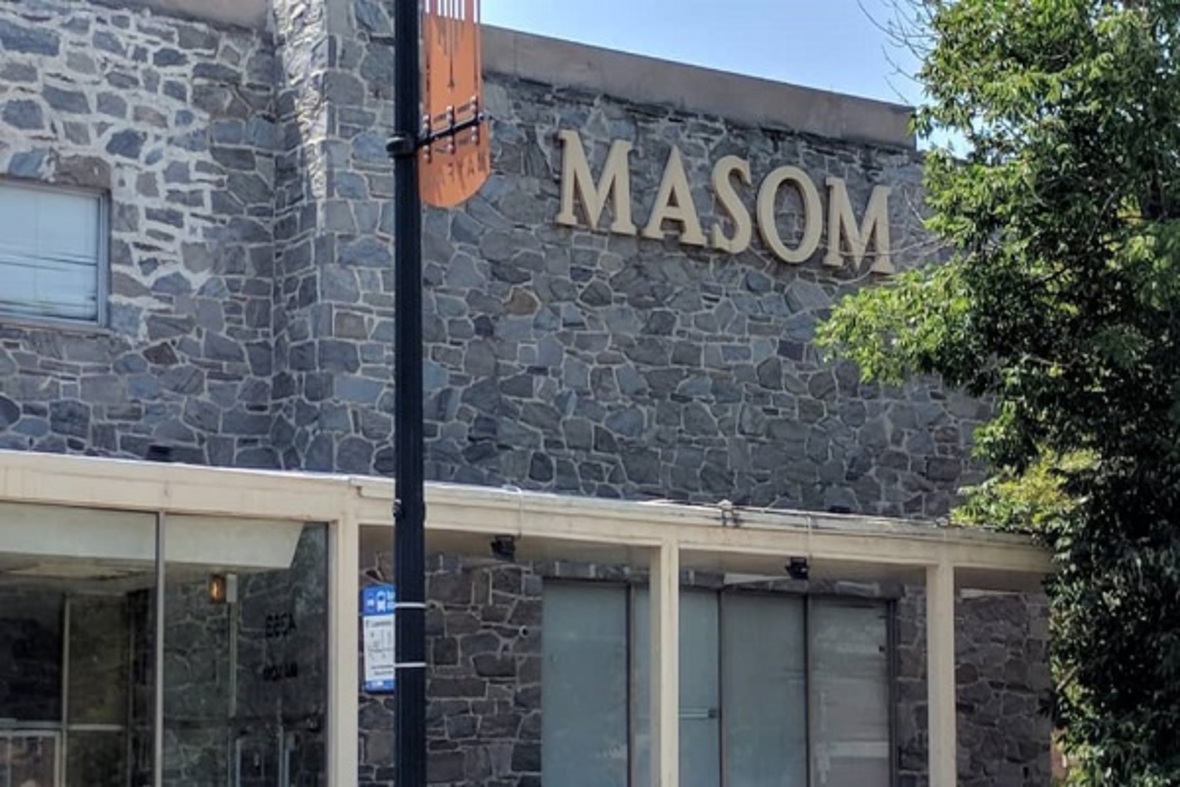 ارائه کتب قرآنی در مراکز اسلامی آمریکا