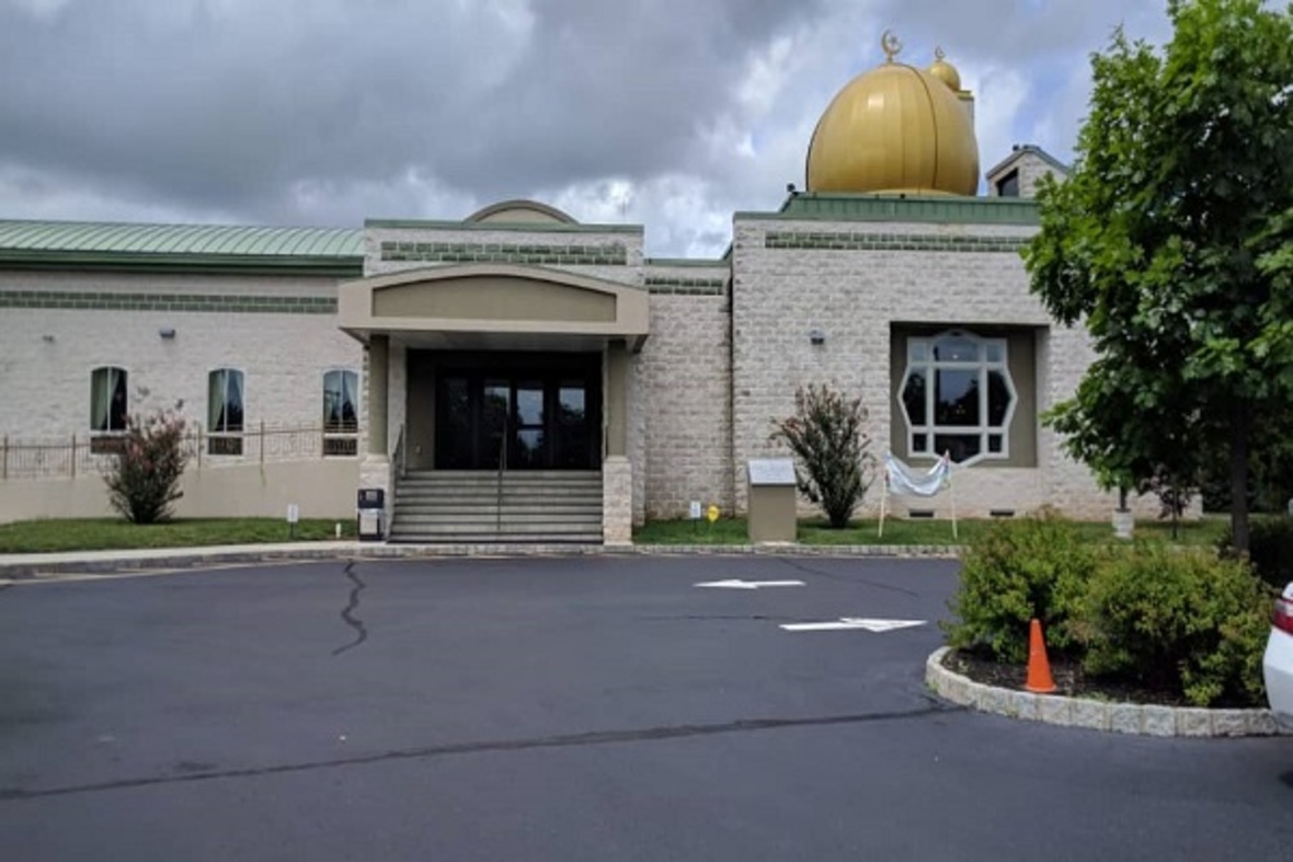 ارائه کتب قرآنی در مراکز اسلامی آمریکا