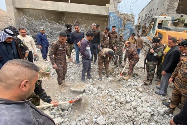 تصاویری از حمله هوایی آمریکا به نیروهای عراقی