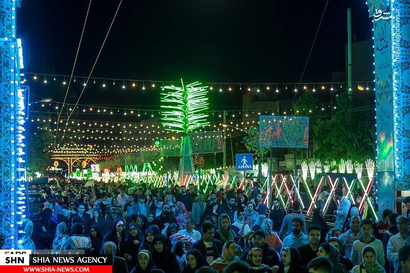 جشن نیمه شعبان در خیابانهای تهران جشن نیمه شعبان در خیابانهای تهران