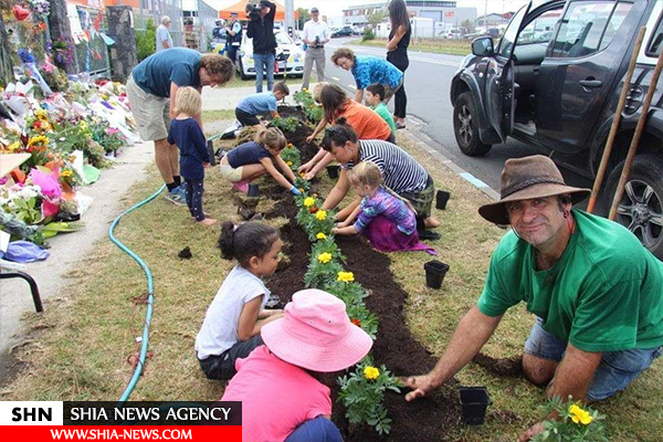 مردم نیوزیلند مسجد امام رضا(ع) را گل کاری کردند