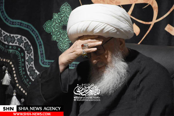 تصاویری از عزاداری رحلت حضرت خدیجه در دفتر آیت الله وحید خراسانی