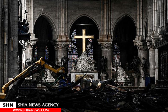 تصاویری وحشتناک از کلیسای نوتردام یک ماه پس از آتش سوزی