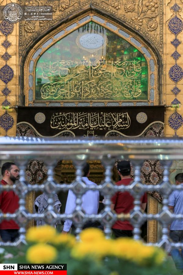 حرم امیرالمومنین (ع) با ۶هزار گل و پارچه های سبز تزئین شد حرم امیرالمومنین (ع) با ۶هزار گل و پارچه های سبز تزئین شد