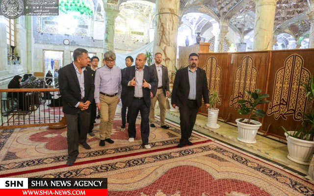 سفیر ژاپن به زیارت حرم حضرت امیرالمومنین (ع) مشرف شد