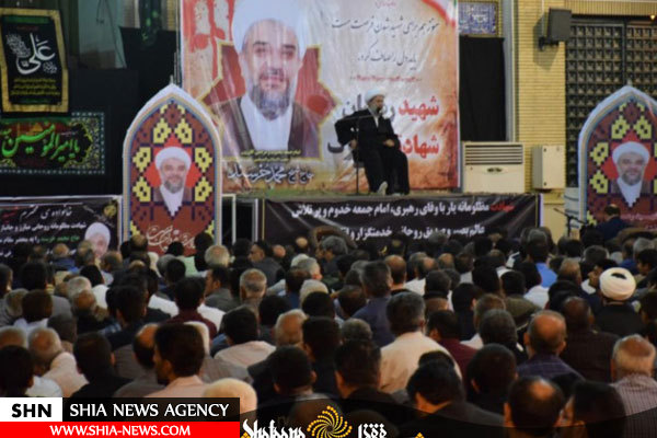 وداع مردم کازرون با پیکر حجت الاسلام خرسند