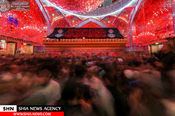 حضور میلیونی عزاداران در حرم حضرت امیرالمومنین (ع) حضور میلیونی عزاداران در حرم حضرت امیرالمومنین (ع)